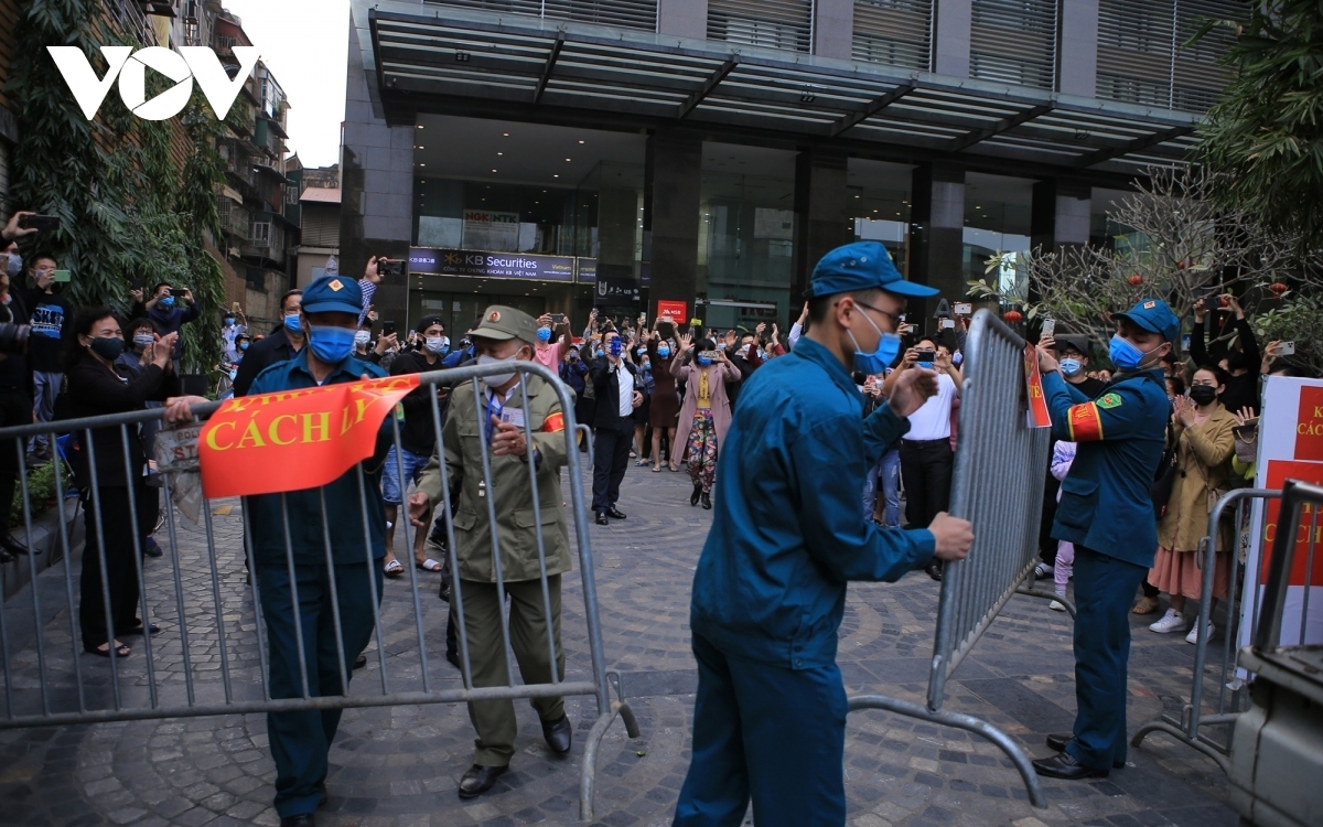 Two more community cases detected in Hanoi